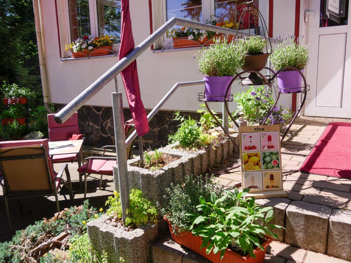Herberge Zur Rose Brotterode Extérieur photo